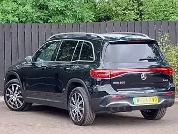 Begagnad Mercedes EQB300 Executive 167 kW (228 HK) 2024 Svart SUV