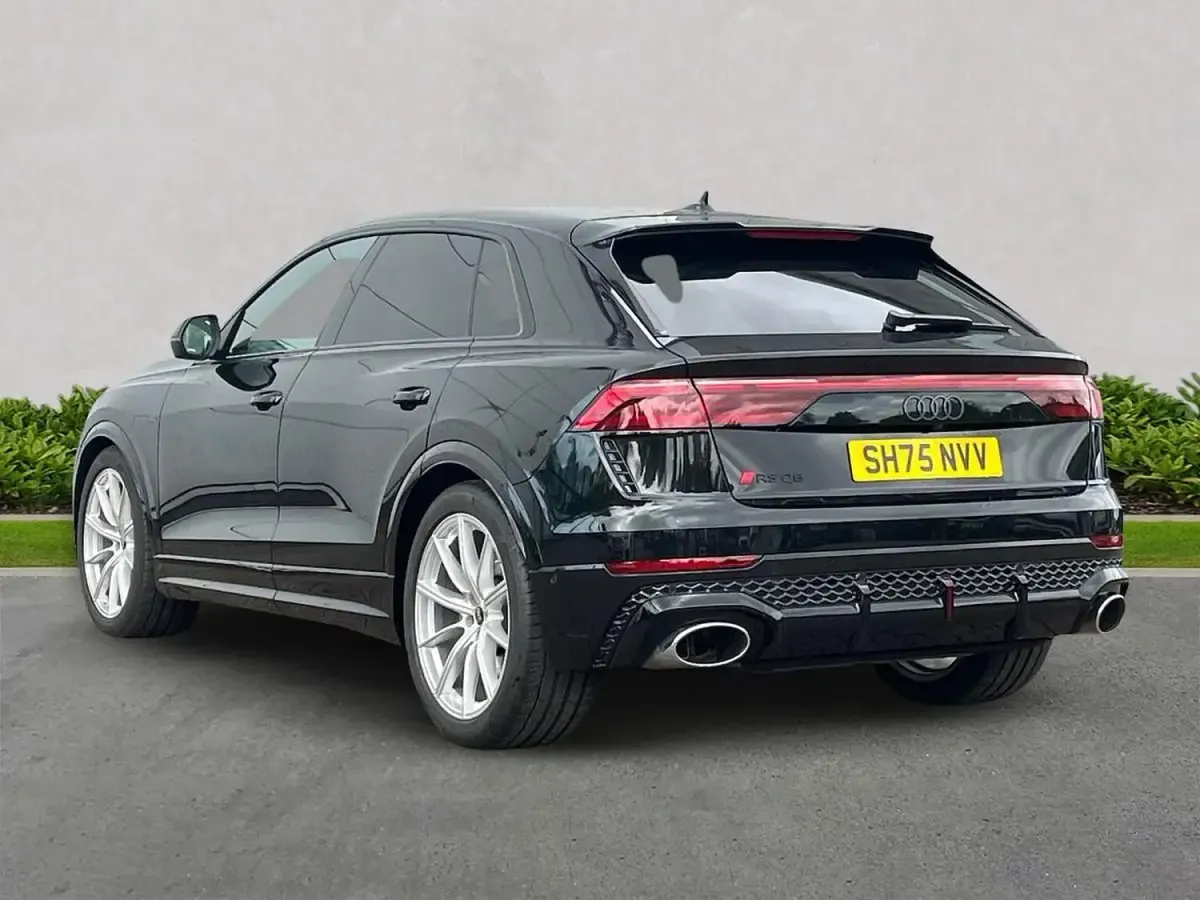 Usado Audi RS Q8 Comfort 600 CV (441 kW) 2025 Negro SUV