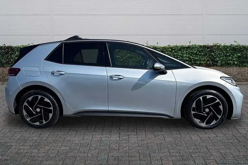 New VW ID.3 Pro 150 kW (204 HP) 2026 Scale silver Hatchback
