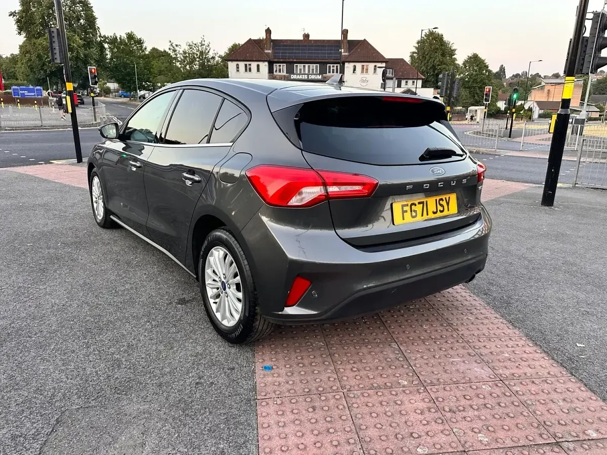 Used Ford Focus Titanium 2022 Grey Hatchback