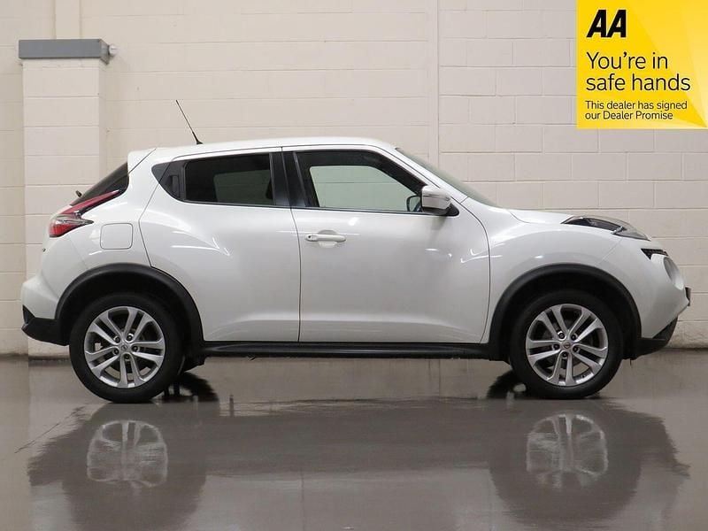 Used Nissan Juke Visia 108 HP (79 kW) 2014 White SUV