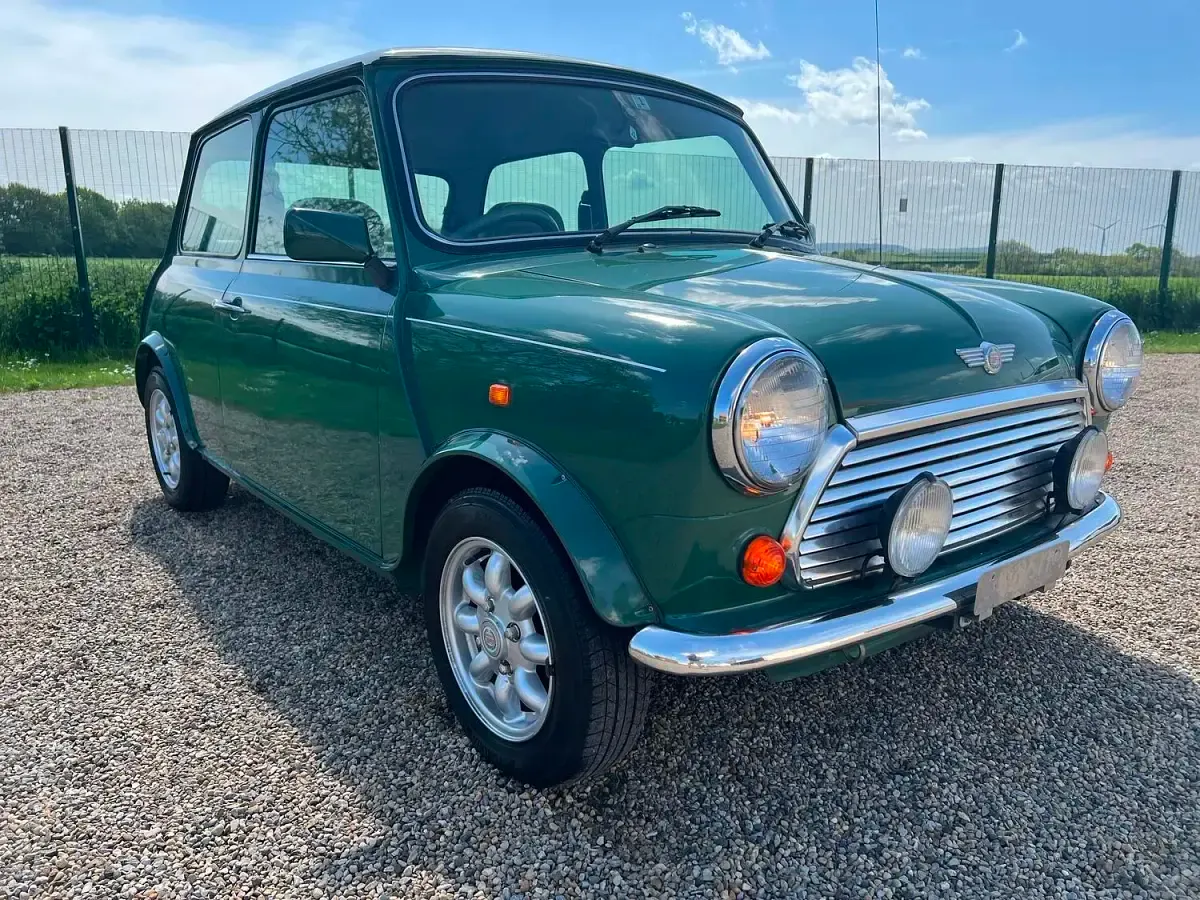 Used Rover Mini 50 HP (36 kW) 1996 Green Sedan