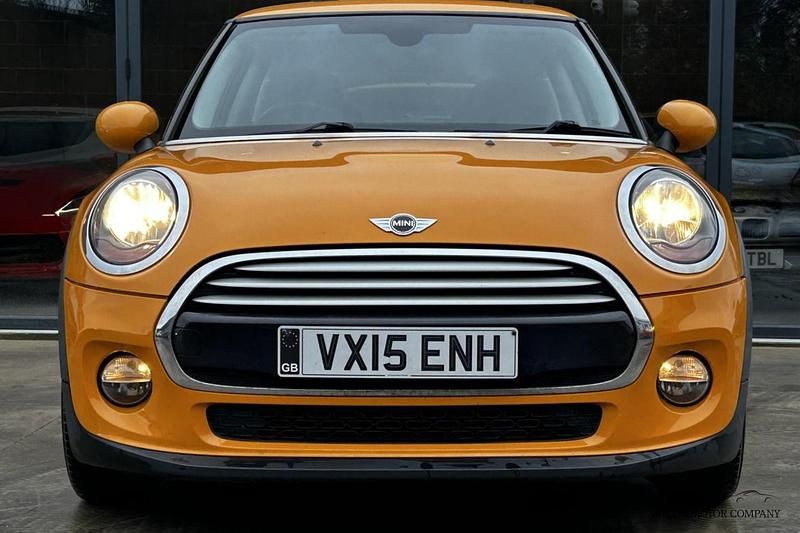 Used Mini Cooper Hatch 136 HP (100 kW) 2015 Orange Hatchback