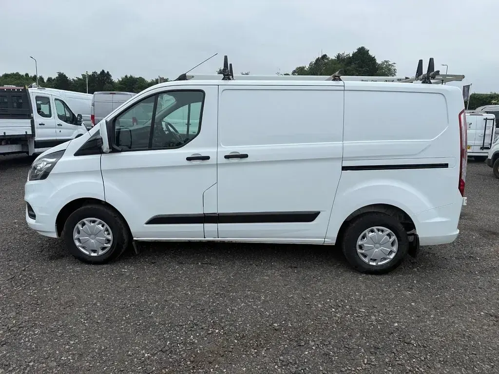 Used Ford Transit Custom Trend 130 HP (95 kW) 2022 White Van