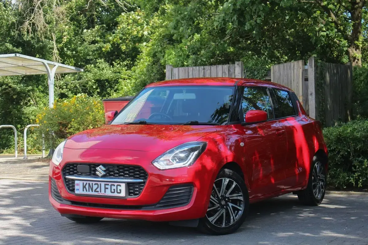 Used Suzuki Swift SZ-L 83 HP (61 kW) 2021 Red Hatchback