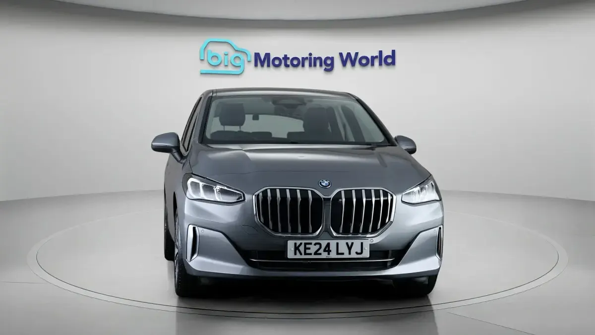 Used BMW 225 Active Tourer Luxury Line 241 HP (177 kW) 2024 Grey MPV