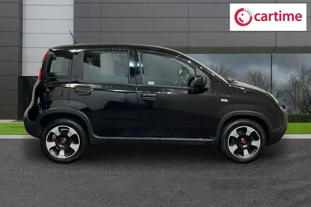 Usado Fiat Panda S 70 HP (51 kW) 2023 Preto Citadino