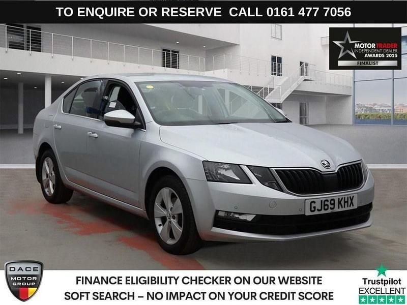 Silver Used 2019 Skoda Octavia SE Technology Hatchback | £9,890 (Fair price) - Image 1/3