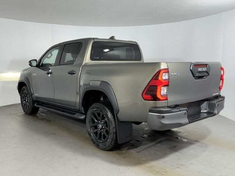 New Toyota HiLux 2026 Brown Pickup