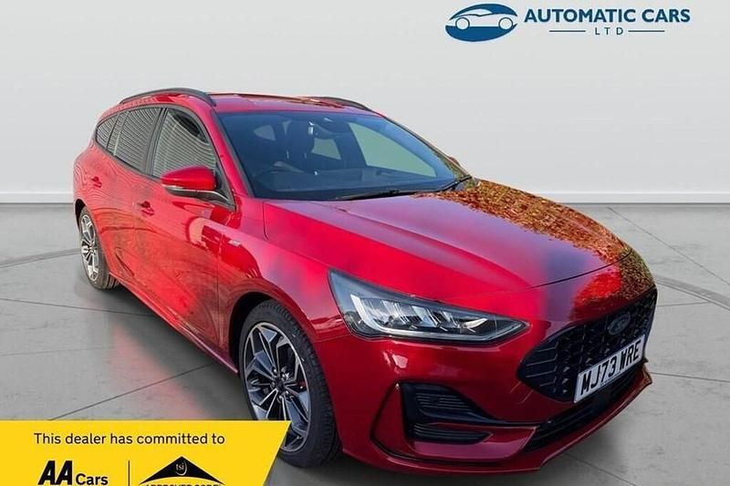 Used Ford Focus ST-Line X 2023 Red Estate