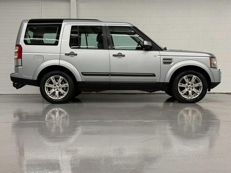 Used Land Rover Discovery 4 245 HP (180 kW) 2010 Silver SUV