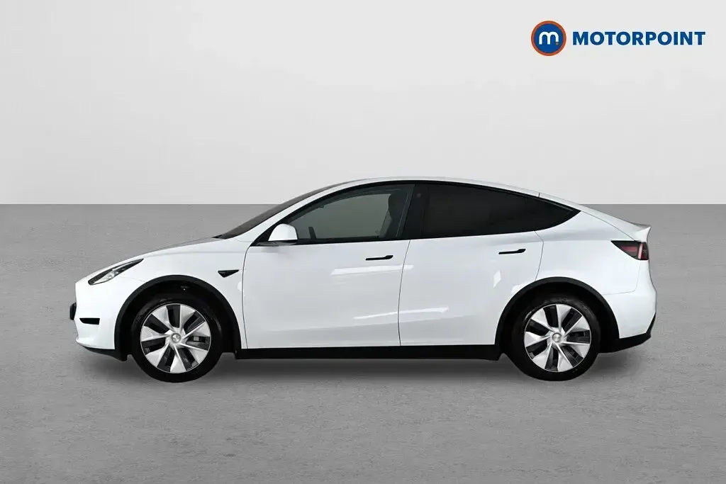 Used Tesla Model Y Standard Range 219 kW (299 HP) 2023 White SUV