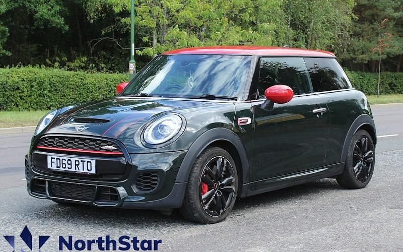 Used Mini John Cooper Works Hatch 231 HP (169 kW) 2020 Green Hatchback
