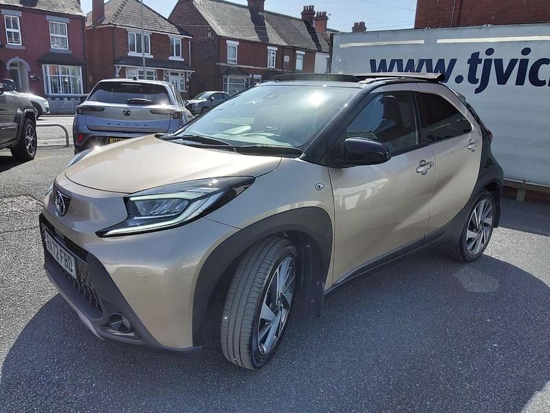 Used Toyota Aygo 71 HP (52 kW) 2022 Brown