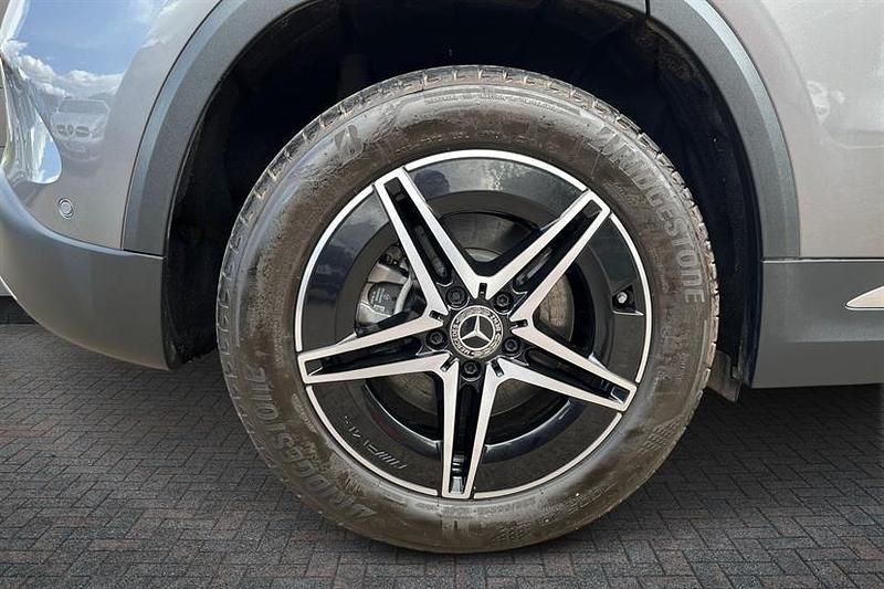 Usado Mercedes EQA300 AMG line 167 kW (228 HP) 2024 Cinzento SUV