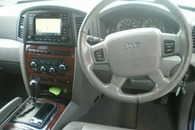 Used Jeep Grand Cherokee 215 HP (158 kW) 2005 SUV