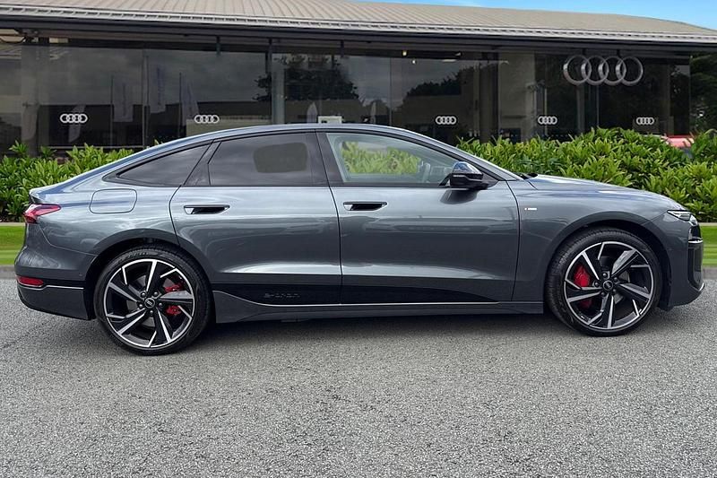 Used Audi A6 e-tron Performance 100 kW (136 HP) 2025 Grey Estate