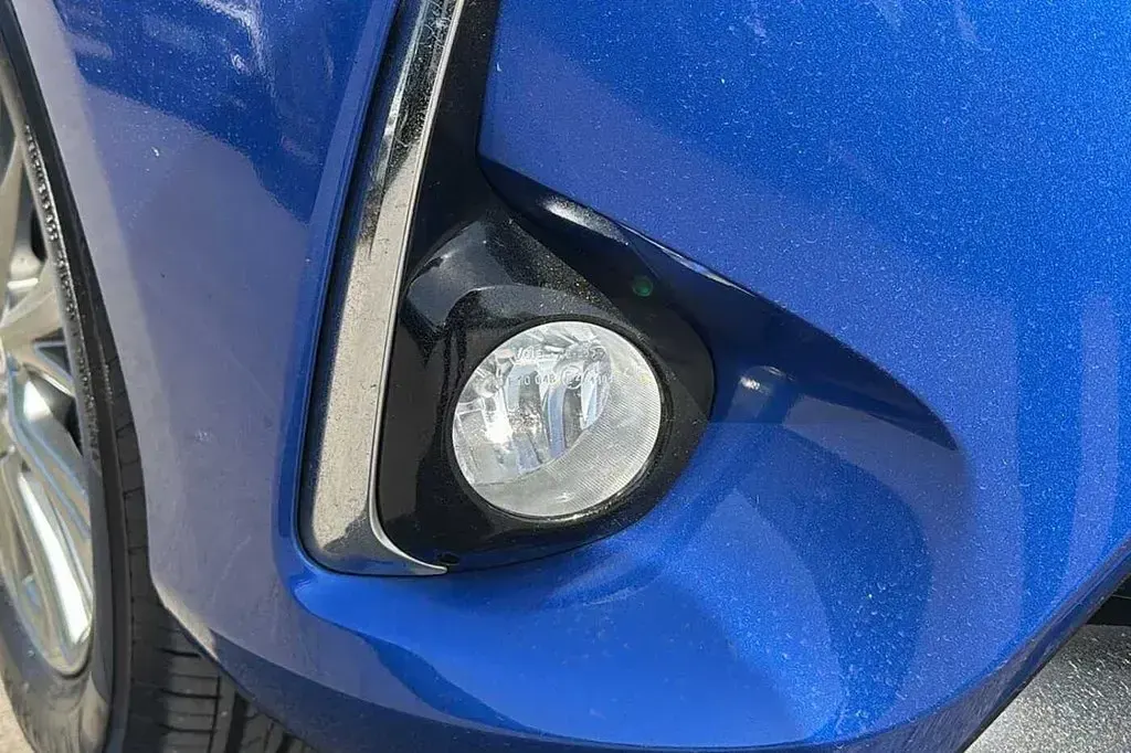 Used Toyota Yaris Hybrid 2019 Blue Hatchback