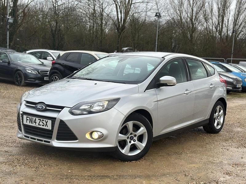 Used Ford Focus Zetec 2014 Silver Hatchback