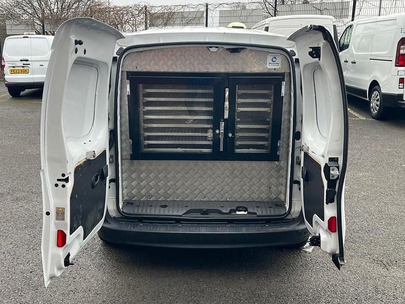 Used Renault Kangoo Business 44 kW (60 HP) 2021 White MPV