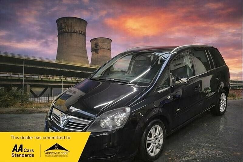 Black Used 2012 Vauxhall Zafira Design Edition MPV | £1,990 (Good price) - Image 1/1