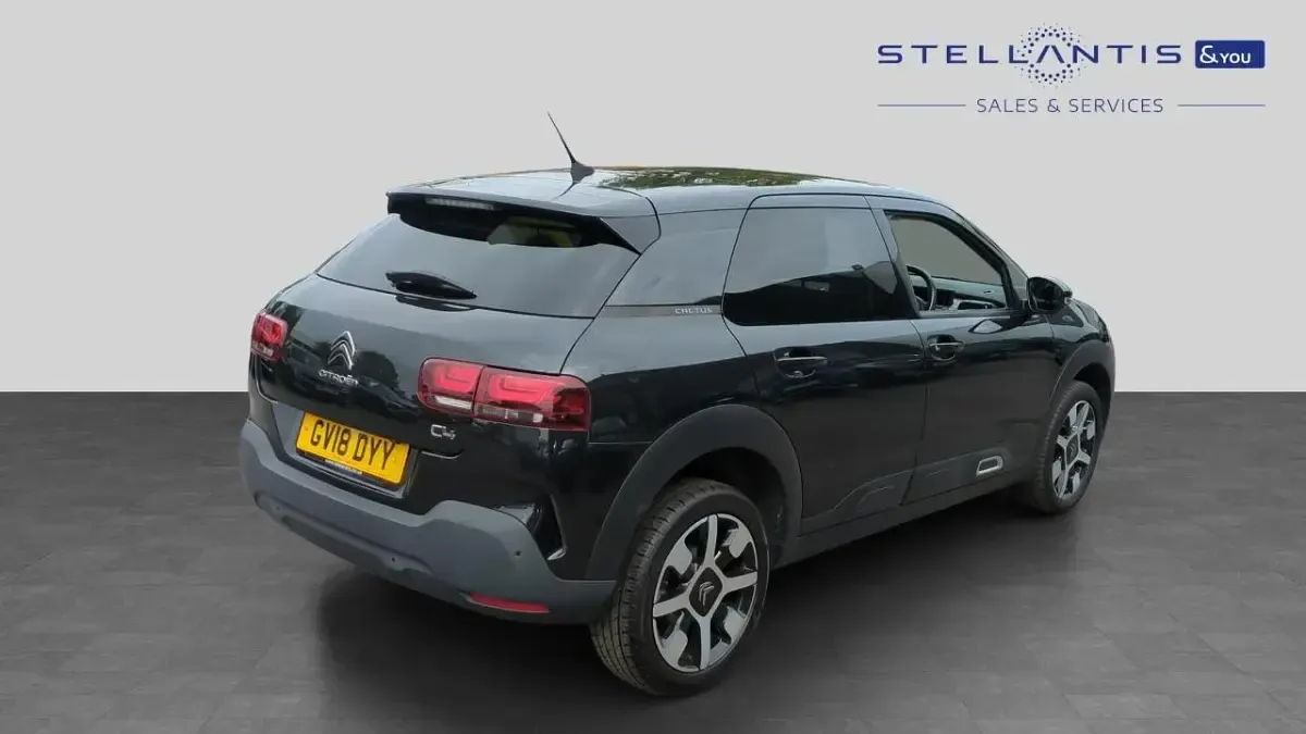 Used Citroën C4 Cactus Flair 128 HP (94 kW) 2018 Black Hatchback