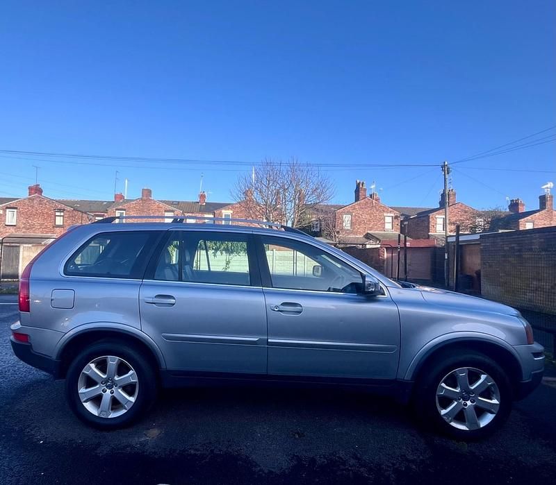 Usado Volvo XC90 SE 200 HP (147 kW) 2011 Prateado SUV