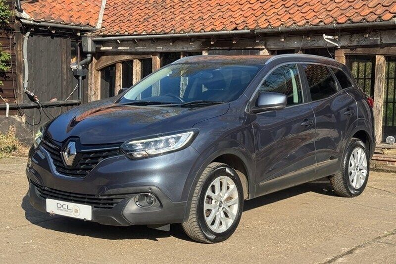Grey Used 2016 Renault Kadjar Dynamique SUV | £5,200 (Fair price) - Image 1/1