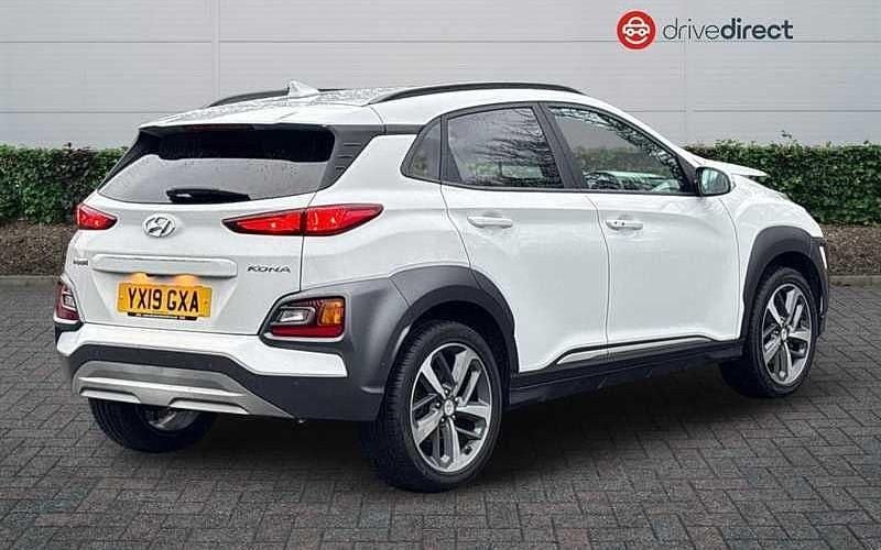 Used Hyundai Kona Premium 120 HP (88 kW) 2019 White SUV