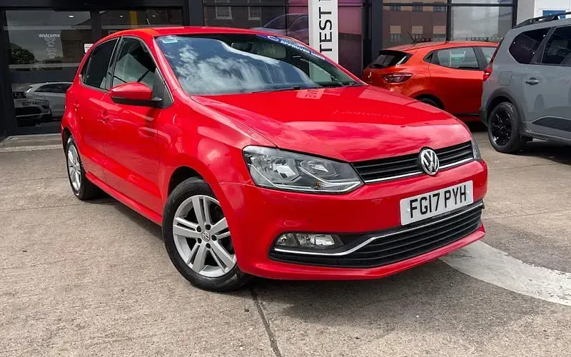 Begagnad VW Polo Match 90 HK (66 kW) 2016 Halvkombi