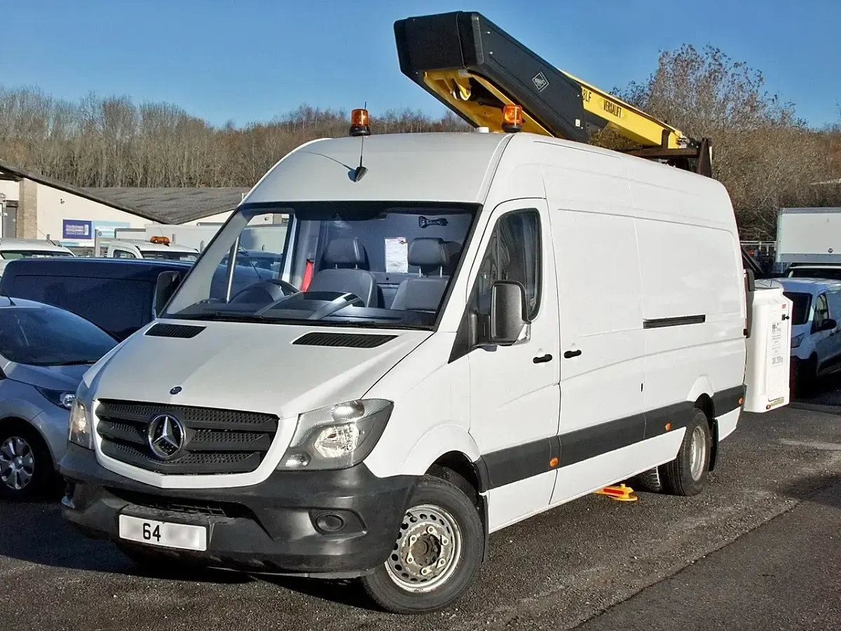 Used Mercedes Sprinter 129 HP (94 kW) 2014 White Van