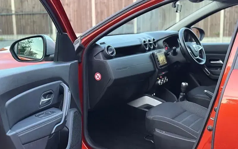 Used Dacia Duster Prestige 101 HP (74 kW) 2022 Orange SUV