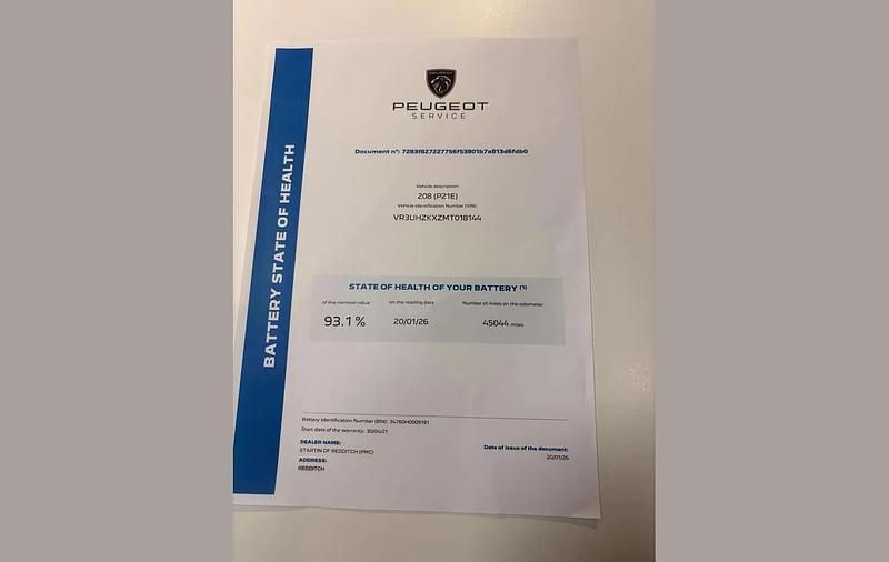 Used Peugeot e-208 GT 100 kW (136 HP) 2021 White Hatchback