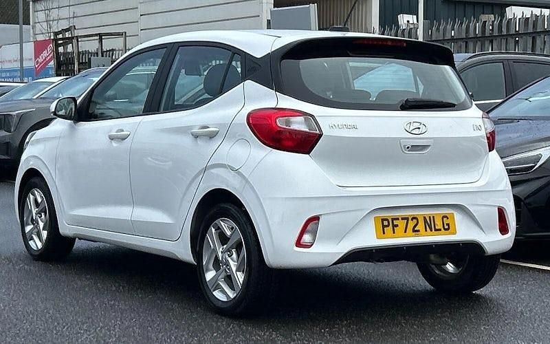 Used Hyundai i10 SE 67 HP (49 kW) 2023 Hatchback