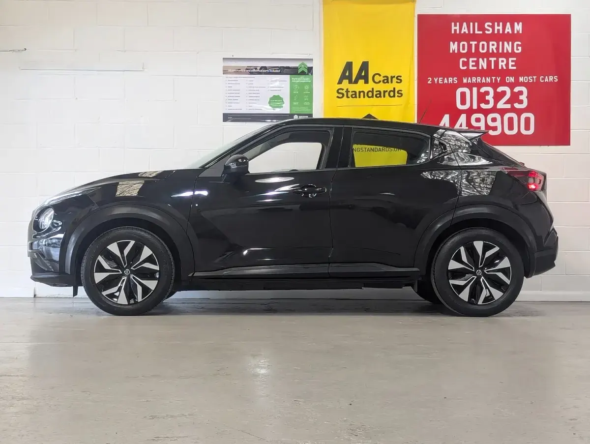 Used Nissan Juke Acenta 114 HP (83 kW) 2021 Black SUV