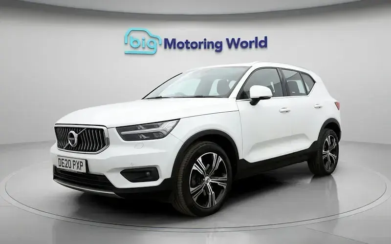 Used Volvo XC40 Inscription 190 HP (139 kW) 2020 White SUV