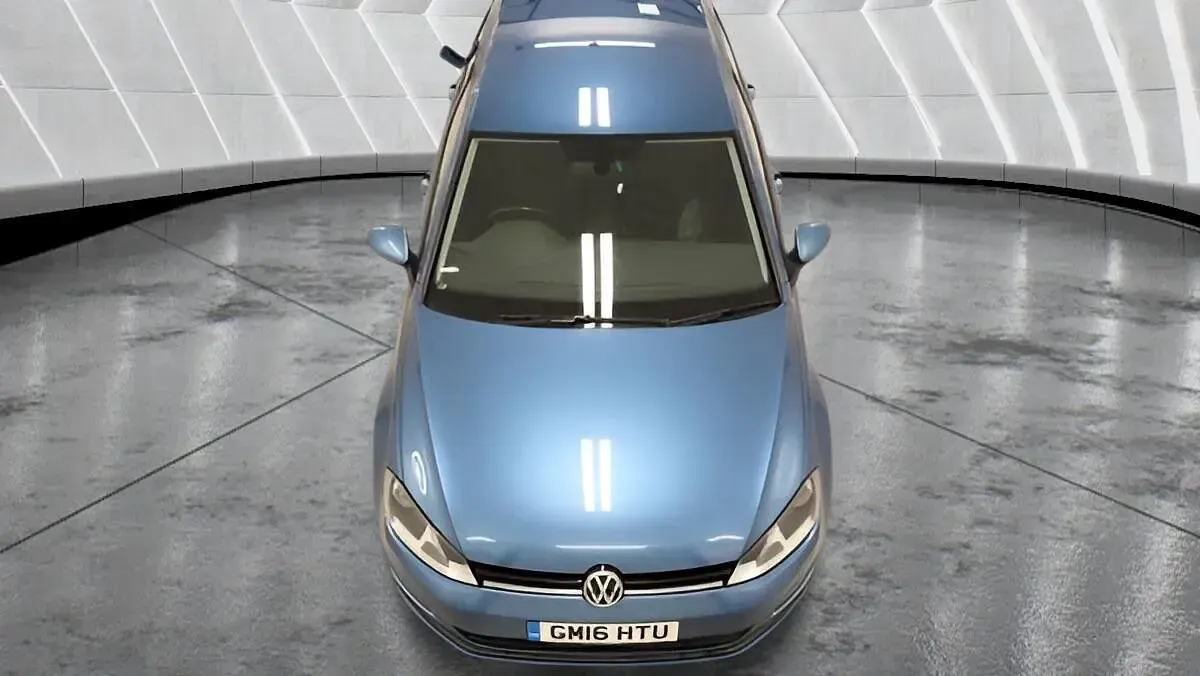 Used VW Golf VII Edition 125 HP (91 kW) 2016 Blue Hatchback