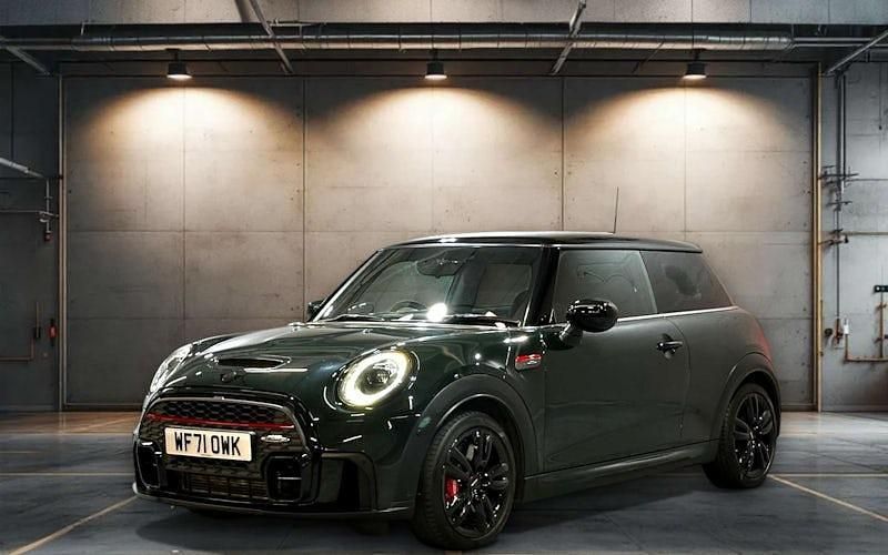 Used Mini John Cooper Works Hatch 231 HP (169 kW) 2021 Green Hatchback