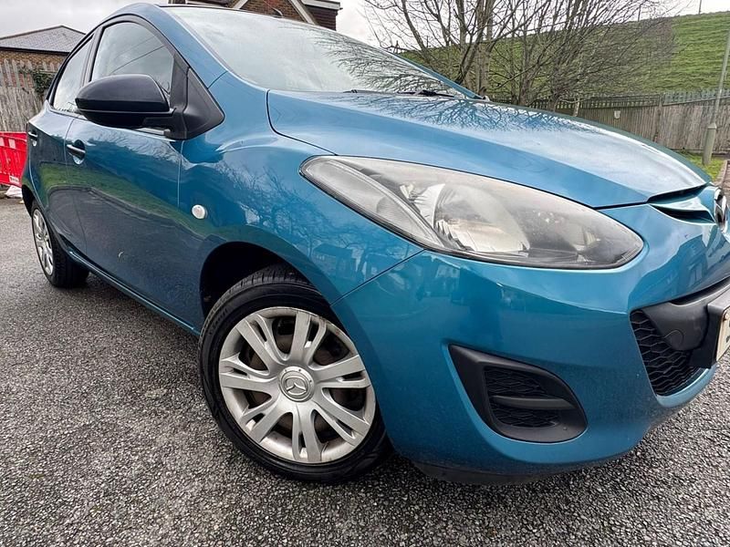 Used Mazda 2 2013 Blue Hatchback