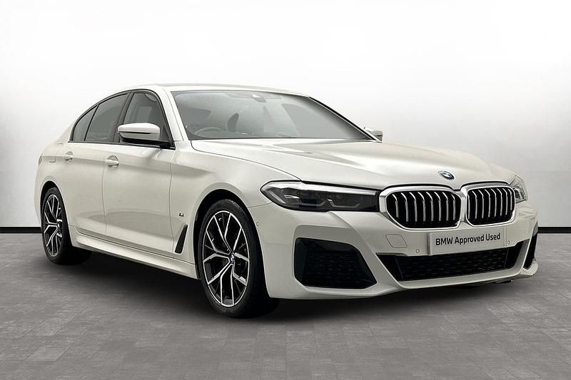 White Used 2022 BMW 520 M Sport Sedan | £28,500 (Fair price) - Image 1/3