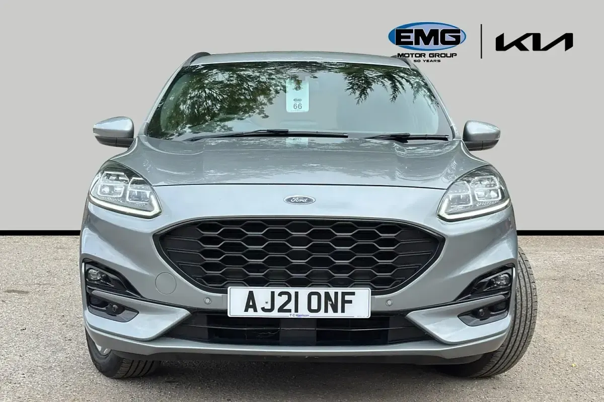 Używany Ford Kuga ST-Line 150 KM (110 kW) 2021 Srebrny SUV