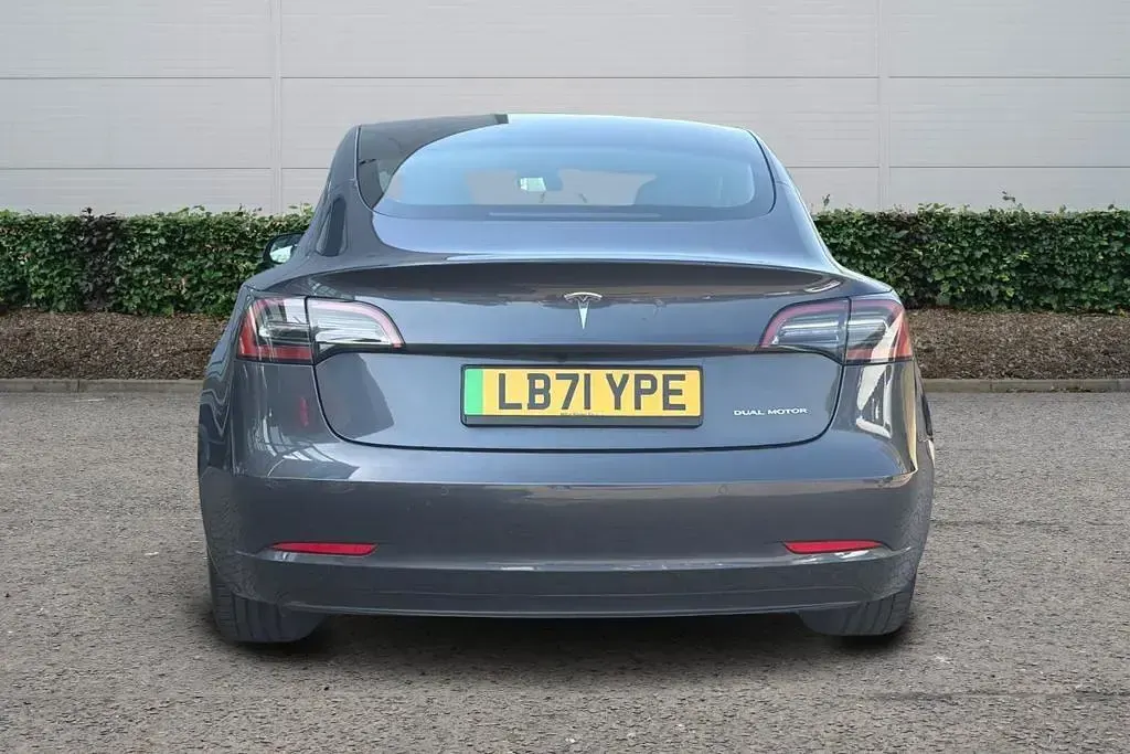 Used Tesla Model 3 Long Range AWD 366 kW (498 HP) 2021 Sedan