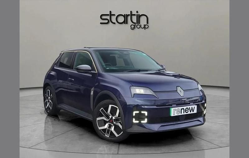 Used Renault R5 Komfort 110 kW (150 HP) 2025 Other Hatchback