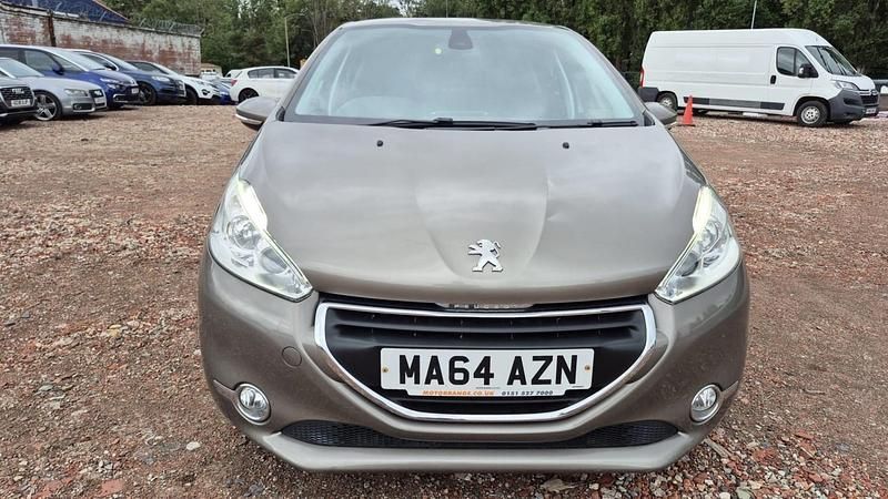 Grey Used 2014 Peugeot 208 Allure Hatchback | £3,750 (Good price) - Image 1/3