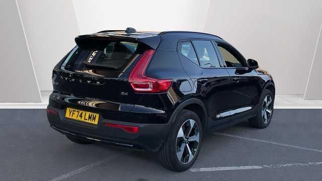 Used Volvo XC40 Plus 197 HP (144 kW) 2025 SUV