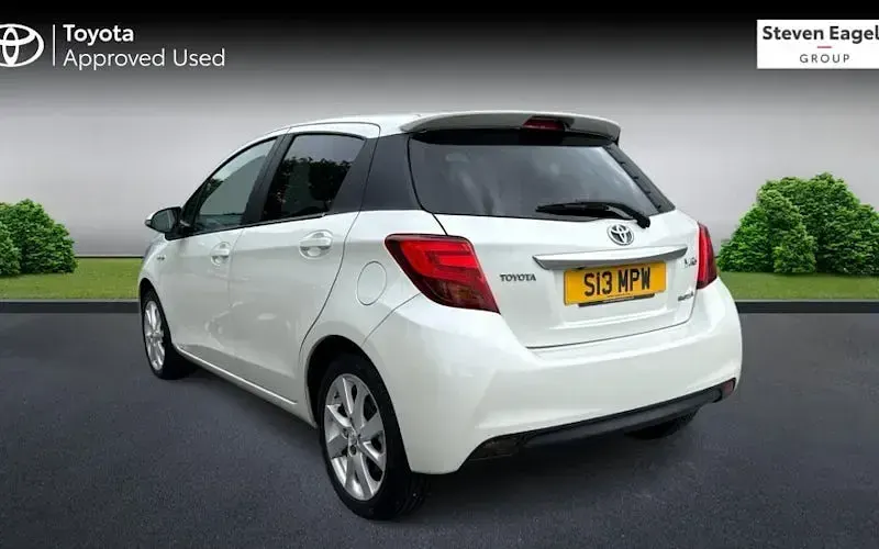 Used Toyota Yaris Sport 101 HP (74 kW) 2015 Hatchback