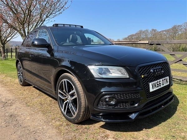 Black Used 2016 Audi SQ5 Exclusive SUV | £16,950 (A bit pricey) - Image 1/1