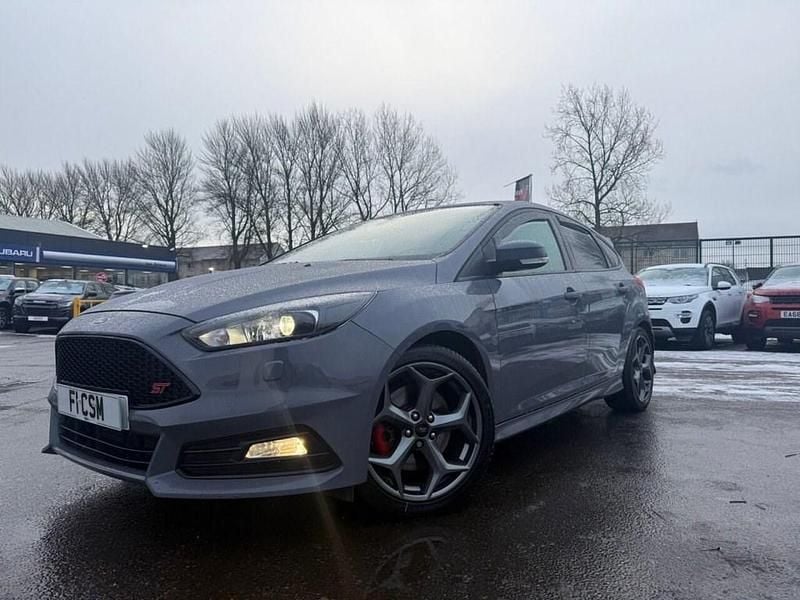 Used Ford Focus ST 250 HP (183 kW) 2017 Grey Hatchback