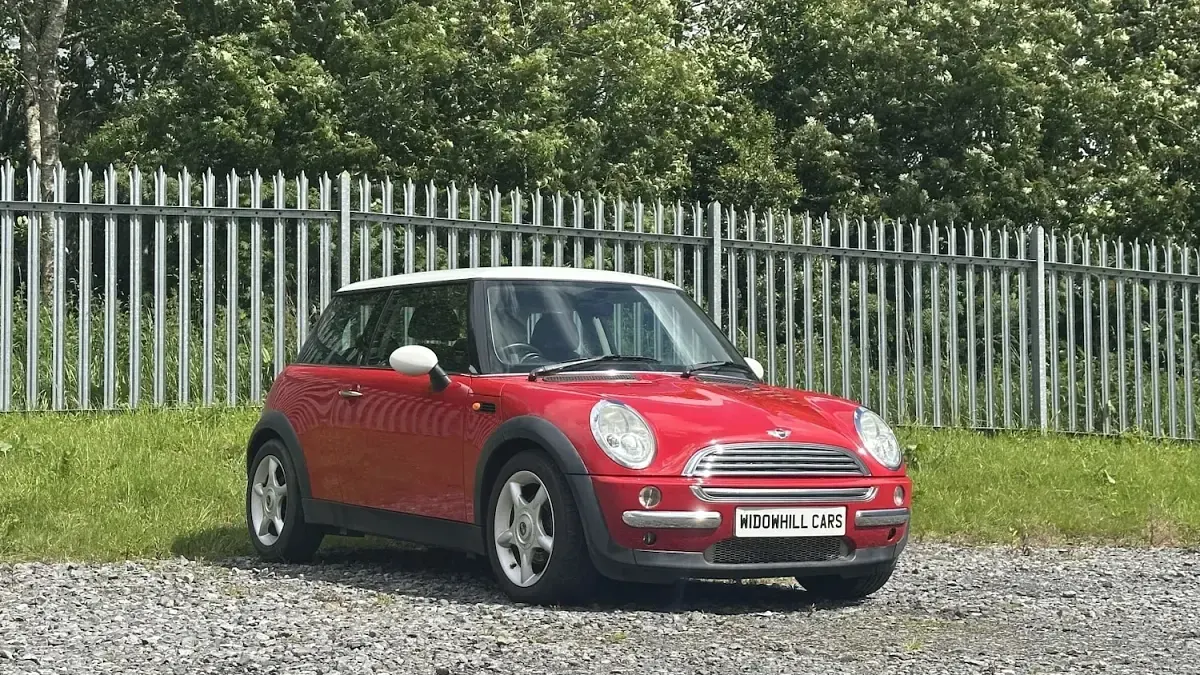 Used Mini Cooper Hatch 2003 Red Hatchback