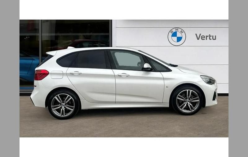 Used BMW 225 M Sport 221 HP (162 kW) 2020 White Estate